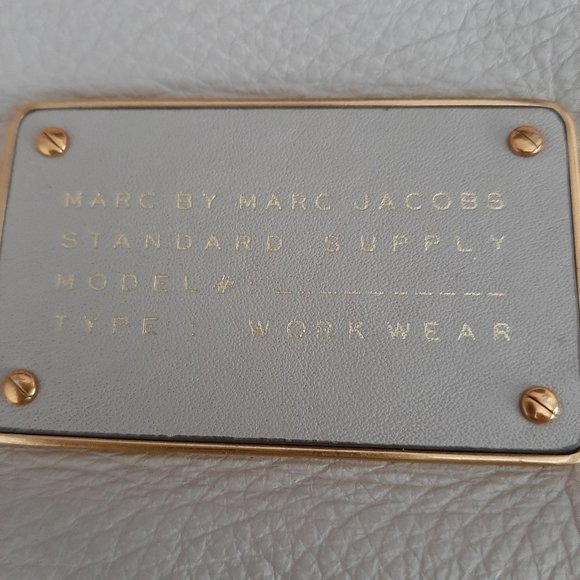 Marc Jacobs Handbag - Picture 5 of 16